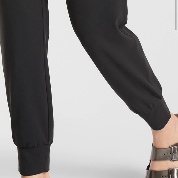 athleta Saluation Jogger - Picture 3 of 8